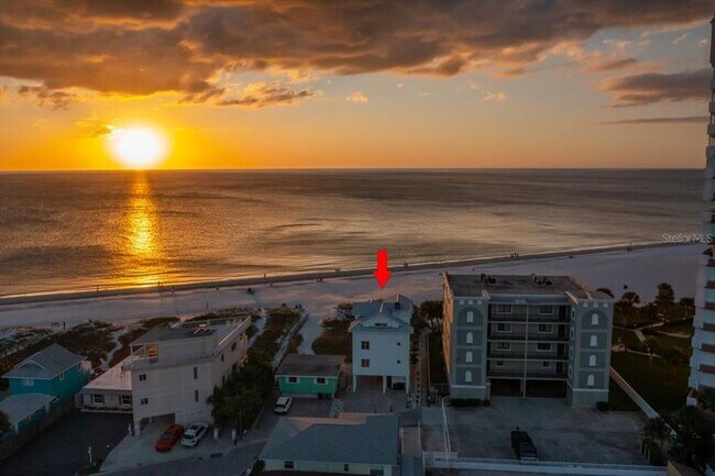 17852 Lee Ave in Redington Shores, FL - Building Photo - Building Photo