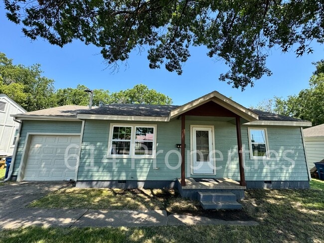 property at 3233 S Jamestown Ave