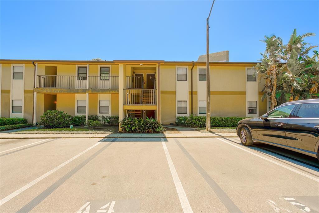 12293 Sailwinds Dr in Largo, FL - Building Photo