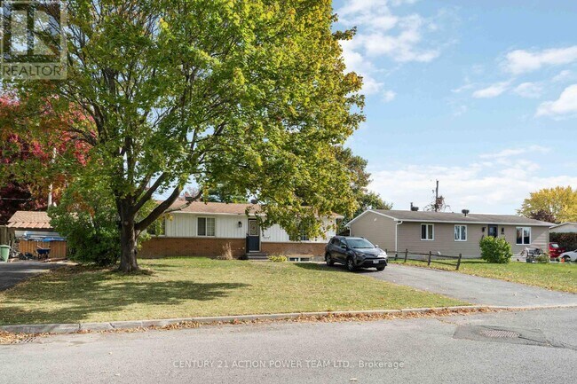 1493 Mariette St in Ottawa, ON - Building Photo - Building Photo