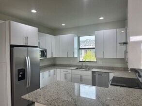 1638 NW 36th Pl in Cape Coral, FL - Building Photo - Building Photo