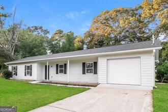 430 Birch Ln SE in Conyers, GA - Building Photo - Building Photo