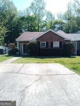 209 Johns Ct in Macon, GA - Building Photo - Building Photo