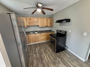 108 Scott Dr in Edmonton, KY - Building Photo - Building Photo