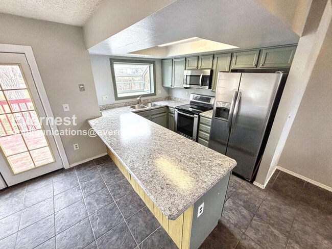 18988 E Montana Pl in Aurora, CO - Building Photo - Building Photo