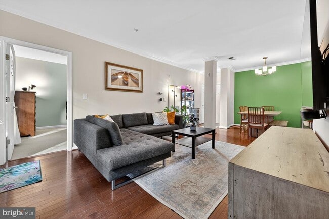 property at 4561 Strutfield Ln