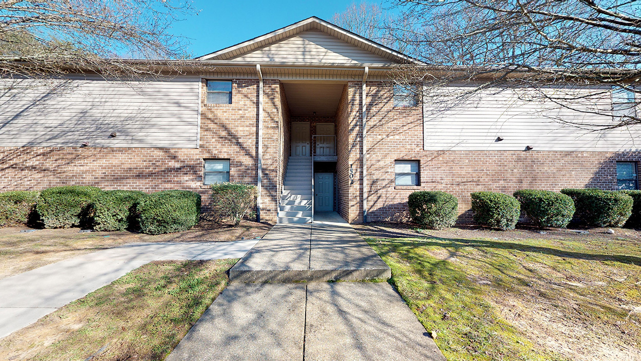 Oakmont Apartments in Reidsville, NC - Foto de edificio