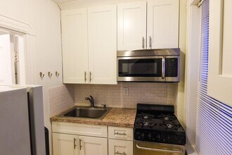 62 Phillips St-Unit -1 in Boston, MA - Building Photo - Building Photo