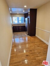 5950 Carlton Way in Los Angeles, CA - Building Photo - Building Photo