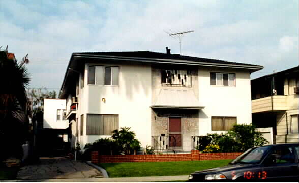 Lido Apartments - 141 N Hamilton Dr in Beverly Hills, CA - Building Photo - Building Photo