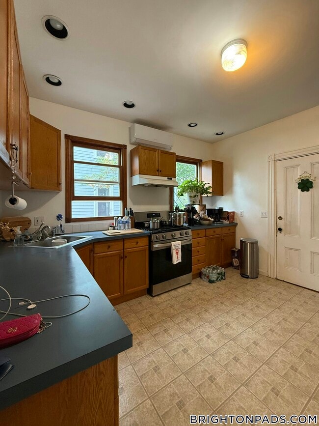 34 Etna St in Boston, MA - Building Photo - Building Photo