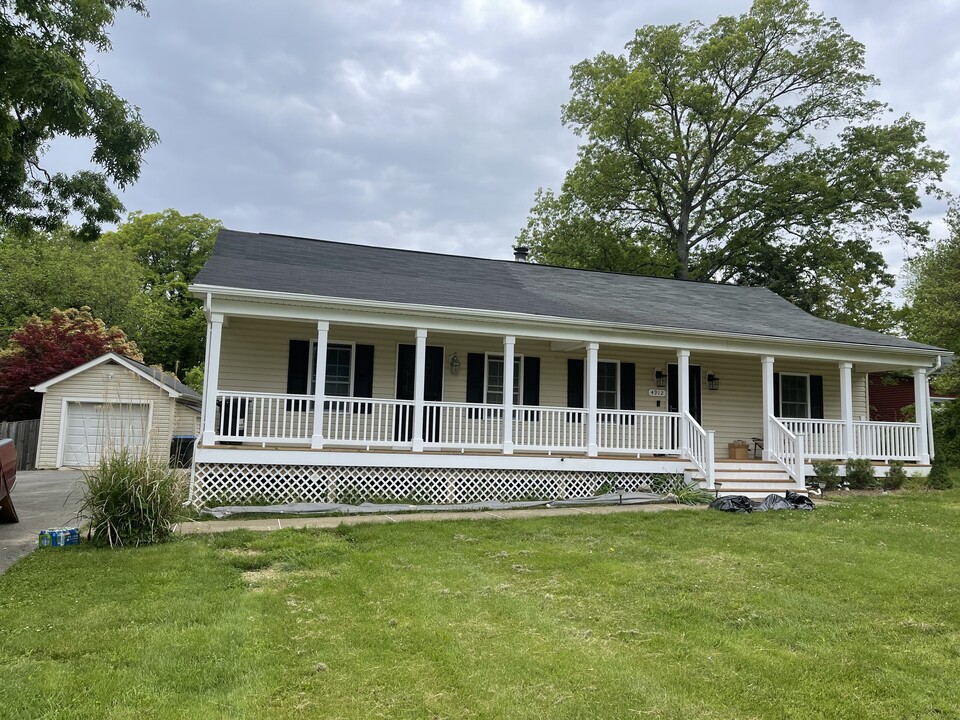 4912 Virginia St in Alexandria, VA - Building Photo