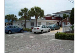 226 Gulf Blvd in Indian Rocks Beach, FL - Building Photo - Building Photo