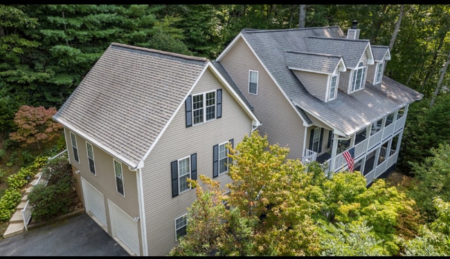 42 Surrey Run in Asheville, NC - Building Photo - Building Photo