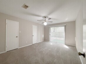 13 N Deerfoot Cir in Spring, TX - Building Photo - Building Photo