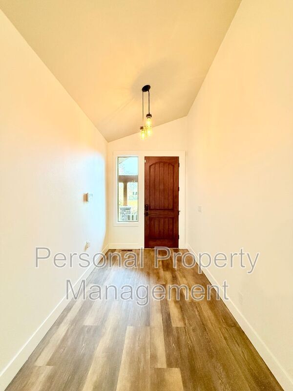 16205 NE Leaper Rd in Vancouver, WA - Building Photo - Building Photo