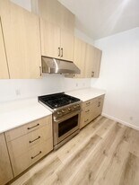 230 S. Hamilton in Beverly Hills, CA - Building Photo