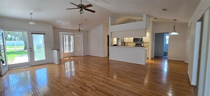 4322 Dewberry St in Spring Hill, FL - Building Photo - Building Photo