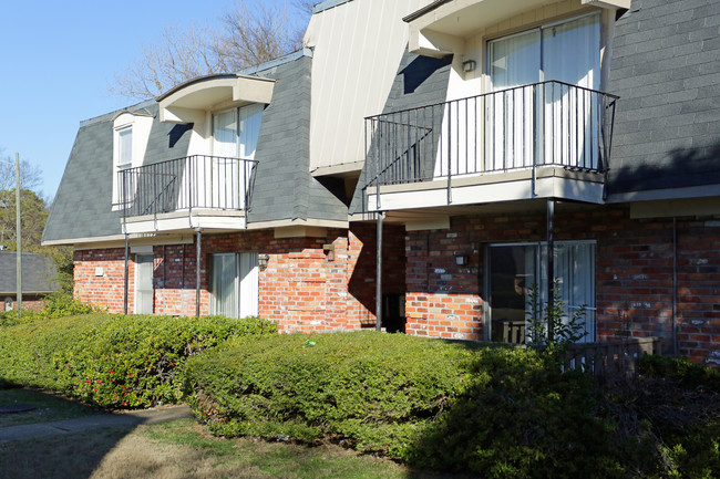 Cambridge Place in Montgomery, AL - Foto de edificio - Building Photo