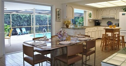 1933 Twin Dolphin Ln in Fort Lauderdale, FL - Building Photo - Building Photo