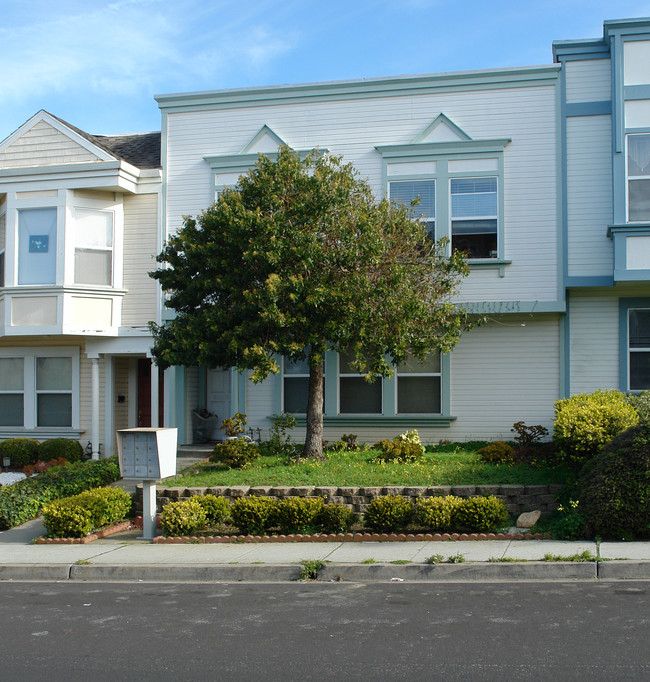 617 Abbot Ave in Daly City, CA - Building Photo - Building Photo