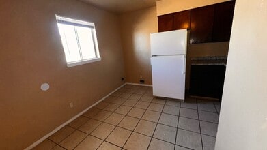 1400 S Espina St in Las Cruces, NM - Building Photo - Building Photo