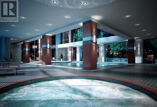 2 Eva Rd in Toronto, ON - Building Photo - Building Photo