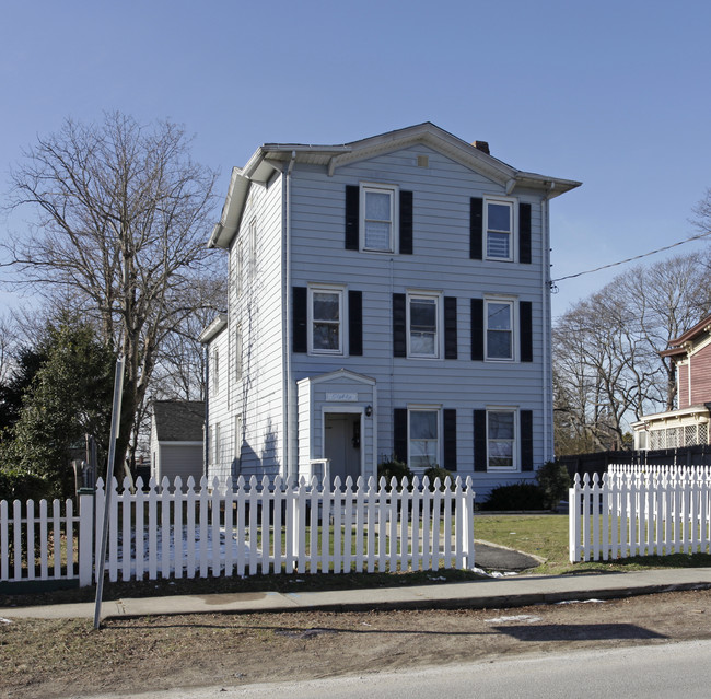 80 Grant Ave in Islip, NY - Building Photo - Building Photo