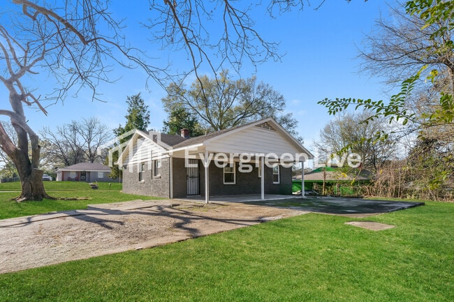 1456 Rolling Hills Dr in Memphis, TN - Building Photo - Building Photo