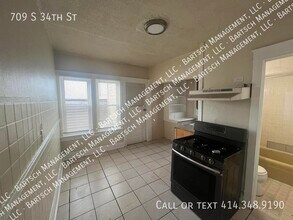 709 S 34th St in Milwaukee, WI - Building Photo - Building Photo