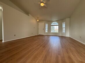 1800 Silver Dr in Nampa, ID - Building Photo - Building Photo