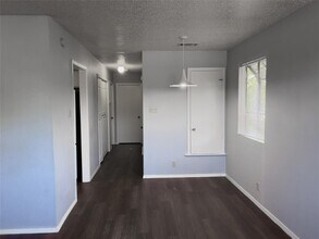 901 Taulbee Ln in Austin, TX - Building Photo - Building Photo