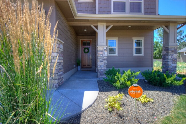 1657 E Challis St in Meridian, ID - Building Photo - Building Photo