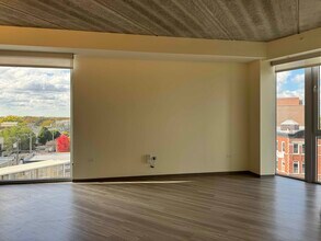 1922 N Milwaukee Ave in Chicago, IL - Building Photo - Building Photo