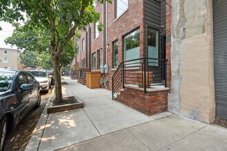 2318 E Susquehanna Ave in Philadelphia, PA - Building Photo - Building Photo