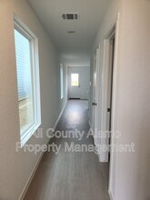 6616 Dali Bnd in San Antonio, TX - Building Photo - Building Photo