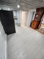 44 Nashua St, Unit 1 in Clinton, MA - Building Photo