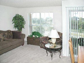 GARDEN GATE PLANO in Plano, TX - Foto de edificio - Interior Photo