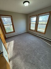 1909 Wilcox Blvd E in Northfield, MN - Building Photo - Building Photo