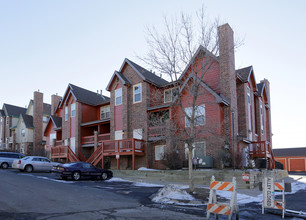 Ivy Hill Townhomes in Aurora, CO - Building Photo - Building Photo