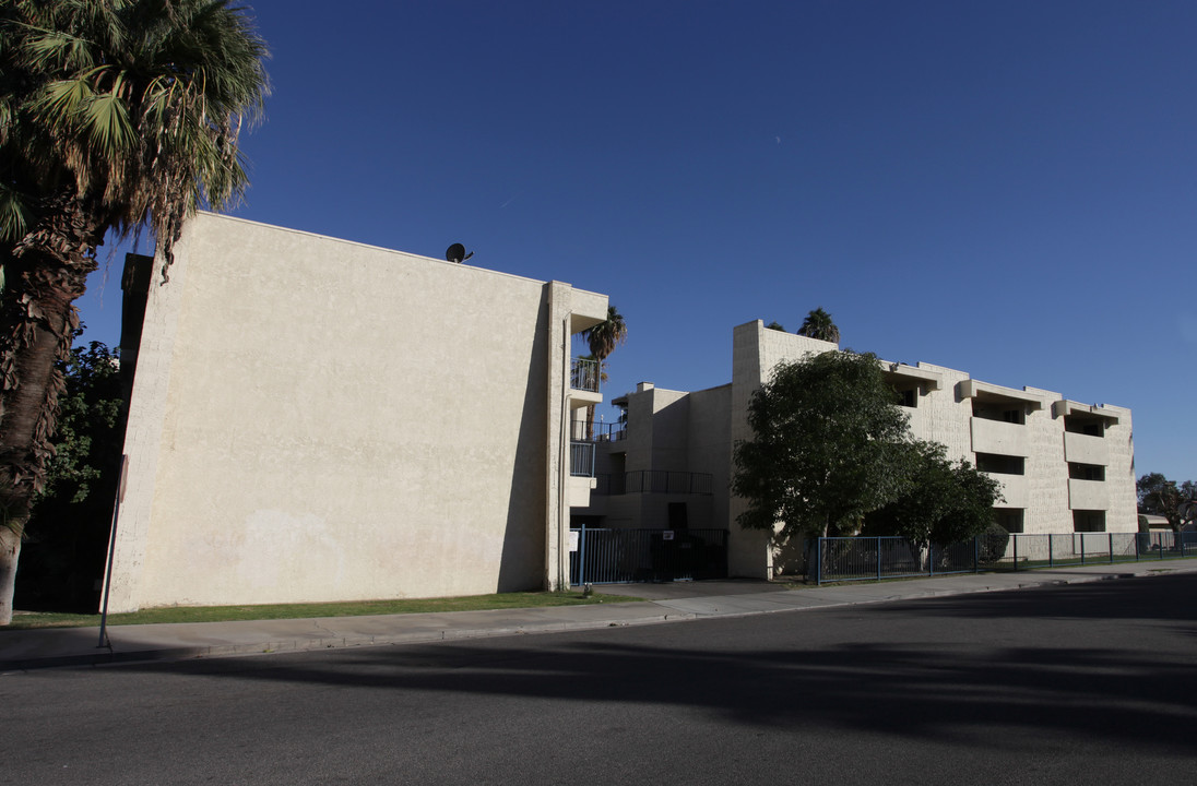 Park View Apartments in Indio, CA - Foto de edificio