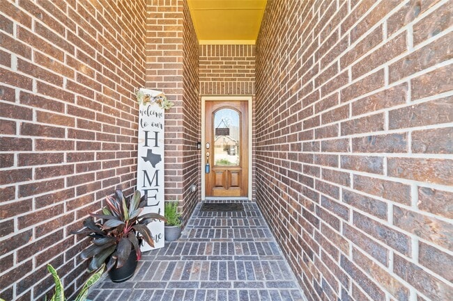 property at 2023 Wembley Way