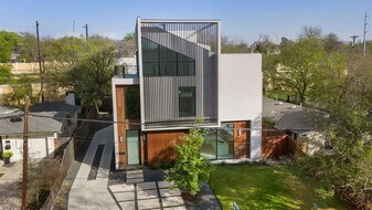 2411 Winsted Ln in Austin, TX - Building Photo