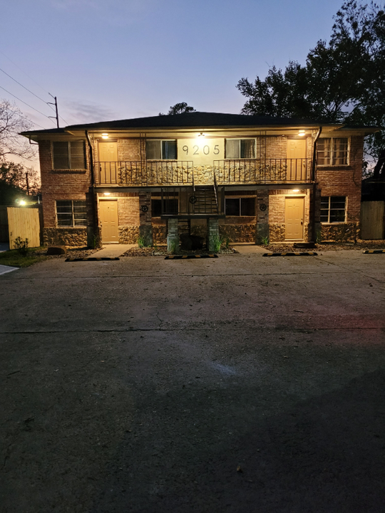 9205 Allwood St in Houston, TX - Building Photo