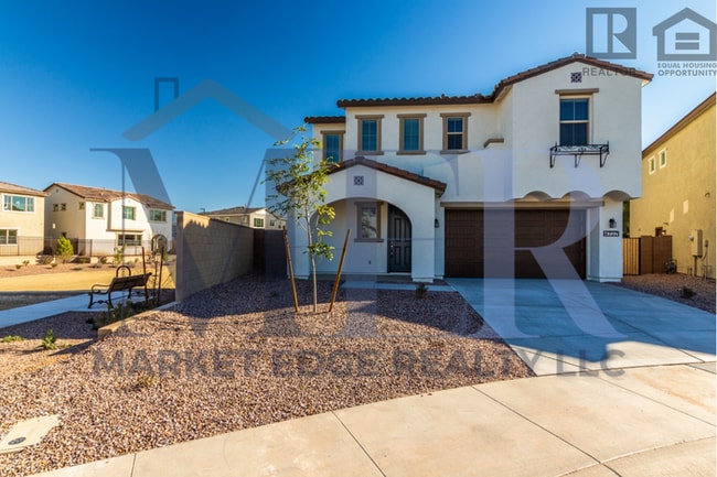 property at 4737 E Olive Ave