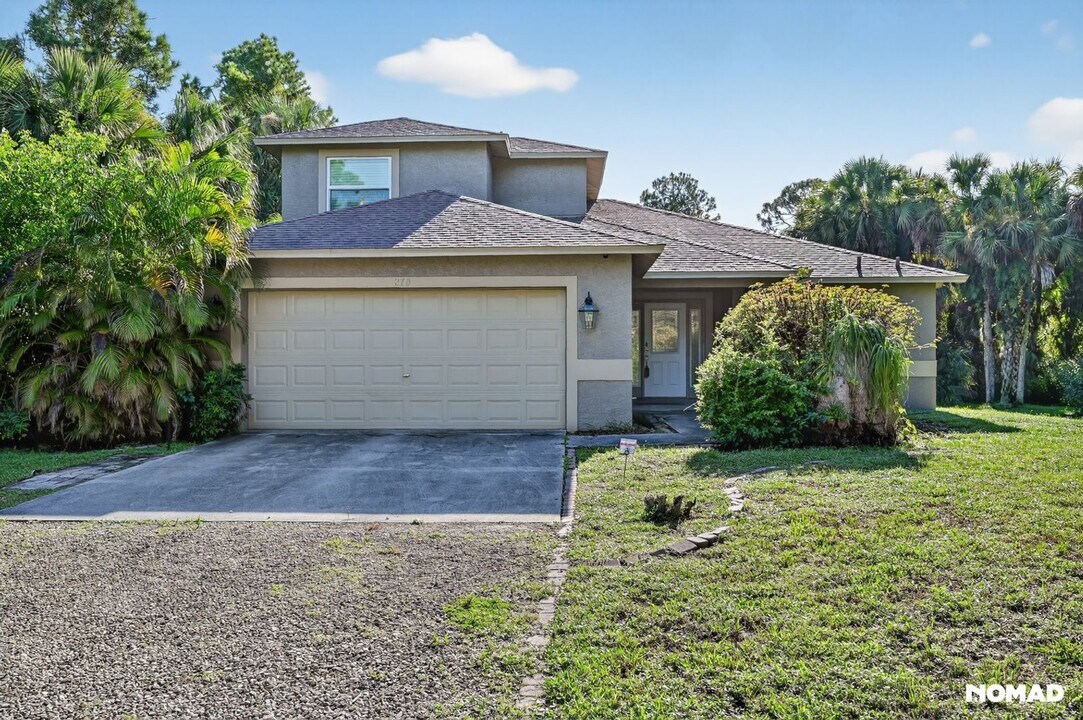 270 11th St NW in Naples, FL - Building Photo