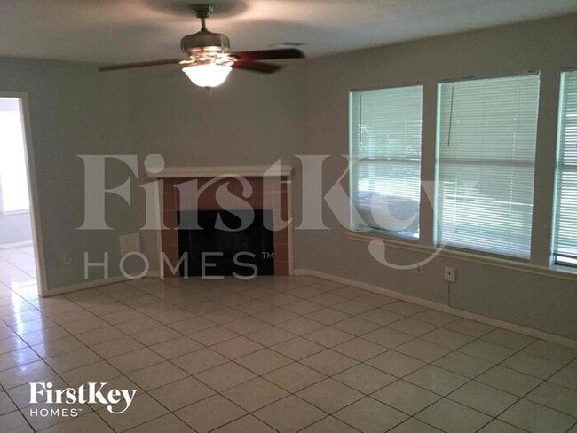14114 Falling Elm Ln in Houston, TX - Building Photo - Building Photo