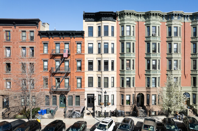 815 Washington St in Hoboken, NJ - Building Photo - Building Photo