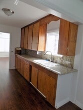 5987 Myrtle Ave in Long Beach, CA - Building Photo - Building Photo