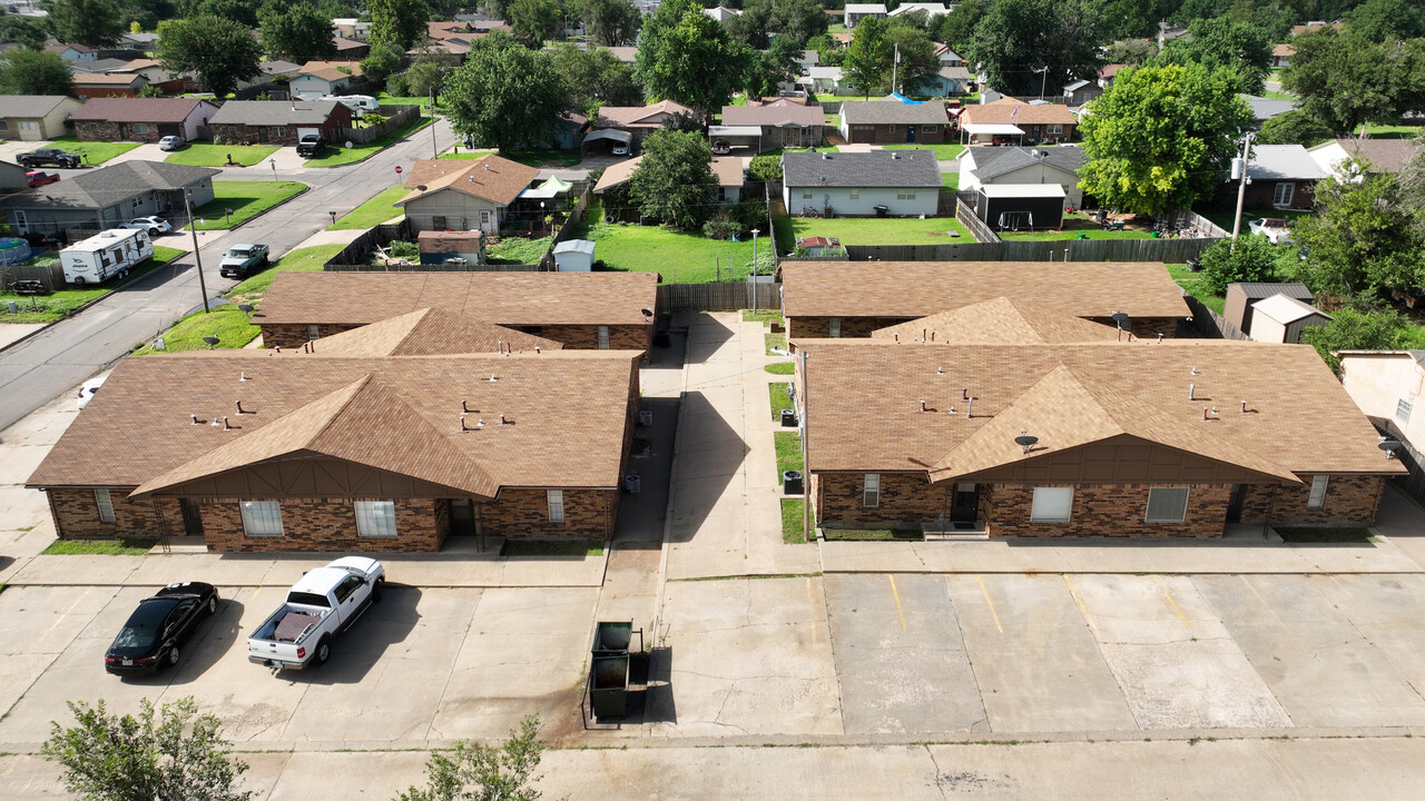 2505 Madison Ave in Woodward, OK - Building Photo